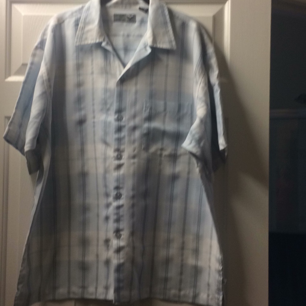 Men shirt size Xl used pineapple connection